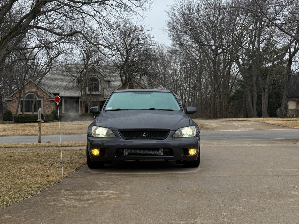 2002 Lexus IS 1st Gen - Image 6 of 31