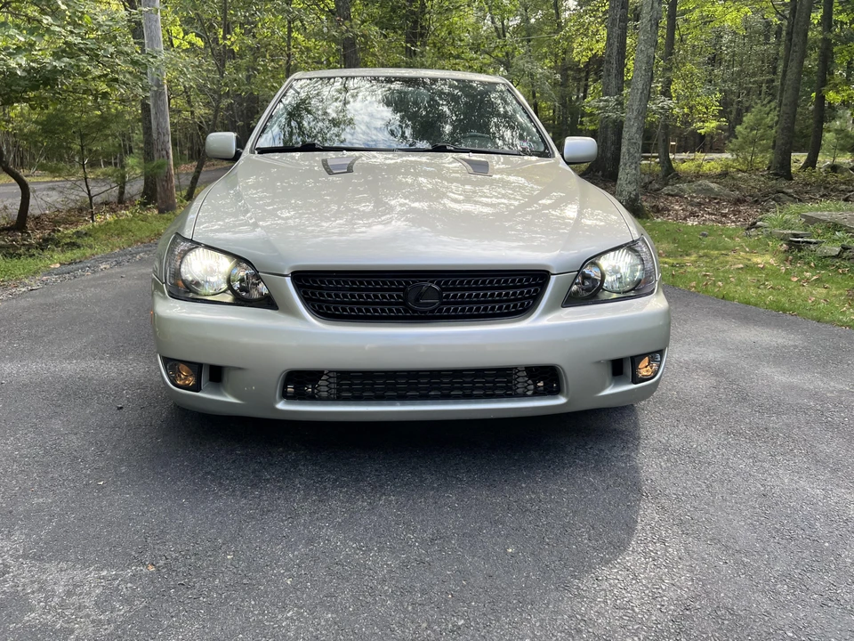 2002 Lexus IS 1st Gen - Image 8 of 31