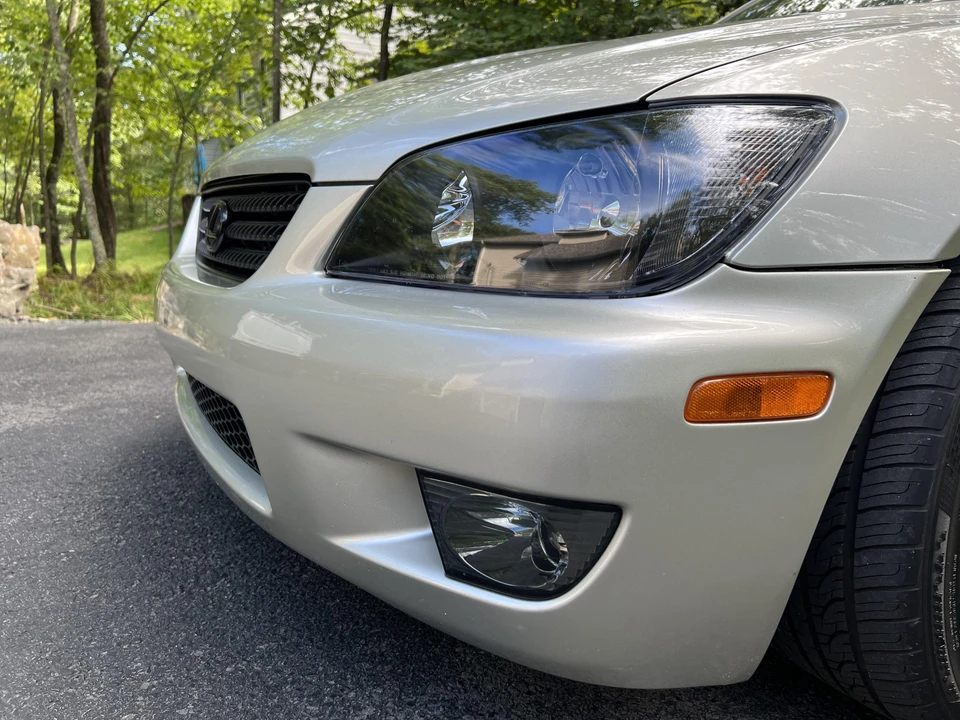 2002 Lexus IS 1st Gen - Image 29 of 31
