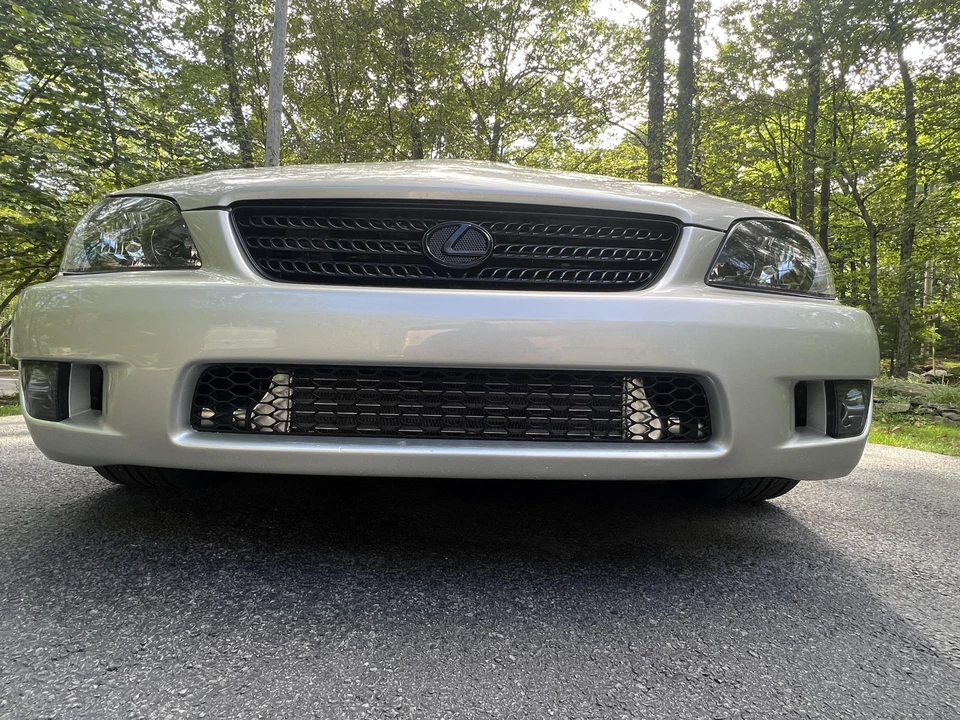 2002 Lexus IS 1st Gen - Image 9 of 31
