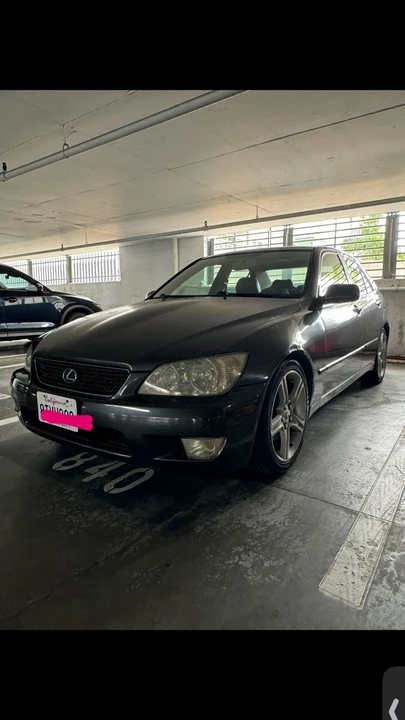 2002 Lexus IS 1st Gen - Image 11 of 16
