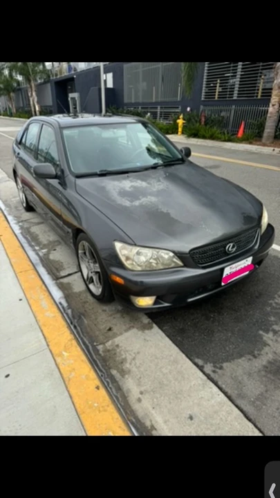 2002 Lexus IS 1st Gen - Image 5 of 16