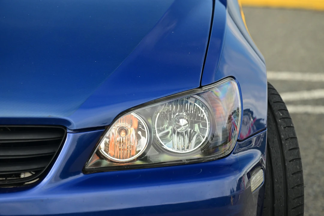 2002 Lexus IS 1st Gen - Image 27 of 31