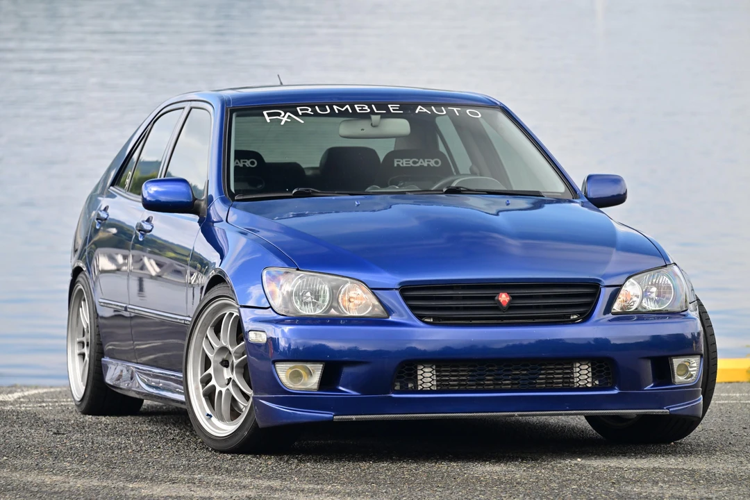 2002 Lexus IS 1st Gen - Image 16 of 31