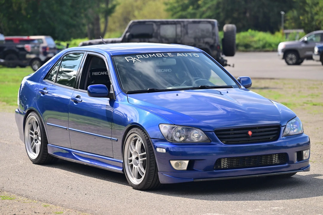 2002 Lexus IS 1st Gen - Image 12 of 31