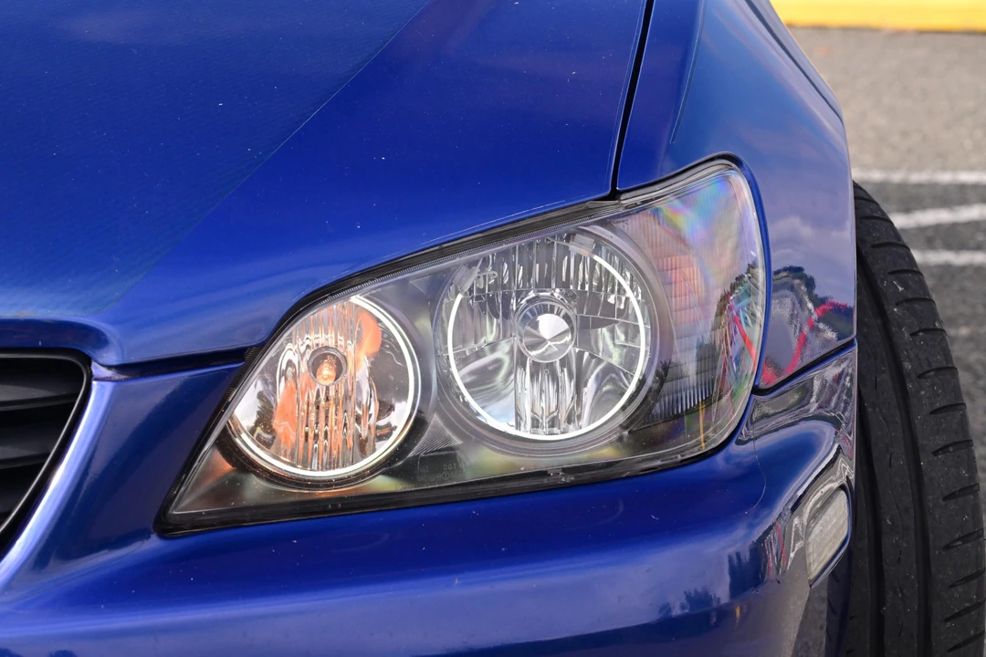 2002 Lexus IS 1st Gen - Image 28 of 31