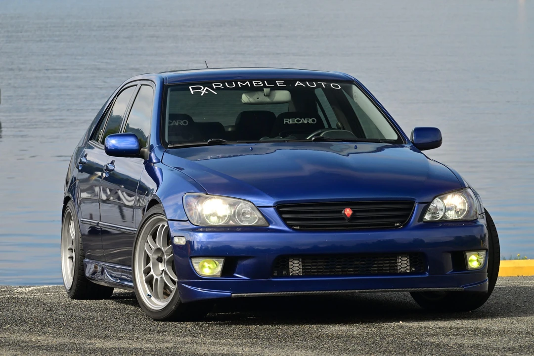 2002 Lexus IS 1st Gen - Image 17 of 31