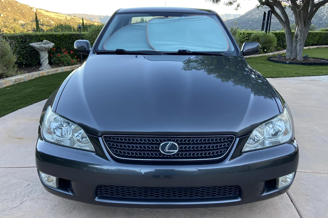2002 Lexus IS 1st Gen - Image 2 of 11