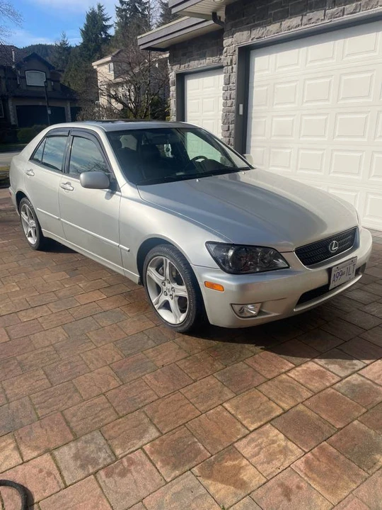 2002 Lexus IS 1st Gen - Image 5 of 5