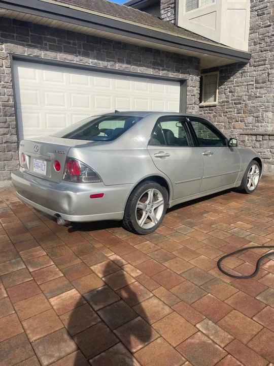 2002 Lexus IS 1st Gen - Image 3 of 5