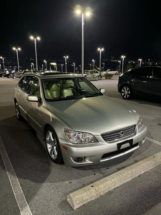 2002 Lexus IS 1st Gen - Image 3 of 21