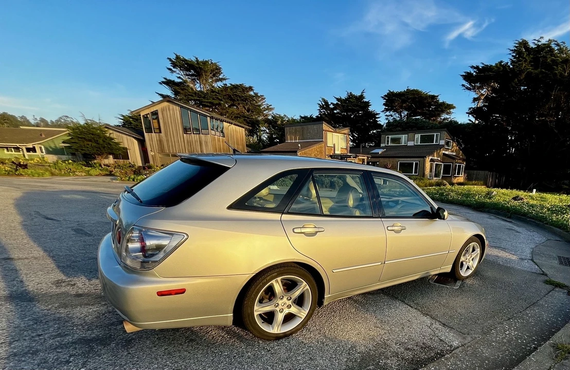 2002 Lexus IS 1st Gen - Image 2 of 21