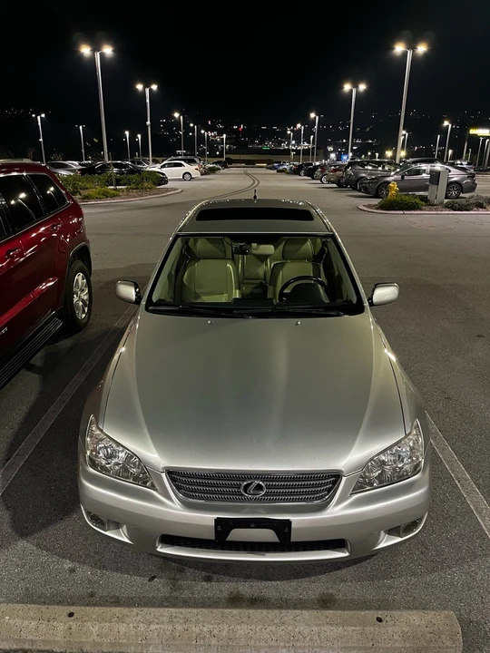 2002 Lexus IS 1st Gen - Image 15 of 21