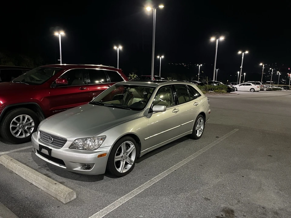 2002 Lexus IS 1st Gen - Image 4 of 21