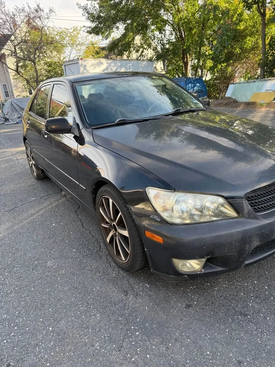 2002 Lexus IS 1st Gen - Image 6 of 18