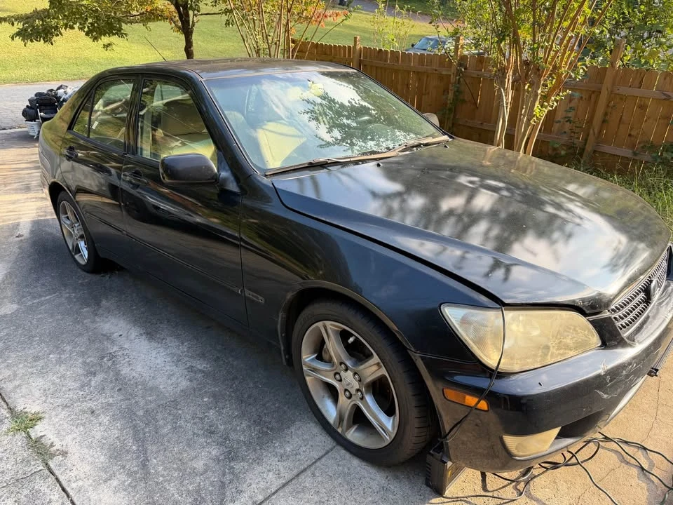 2002 Lexus IS 1st Gen - Image 2 of 9