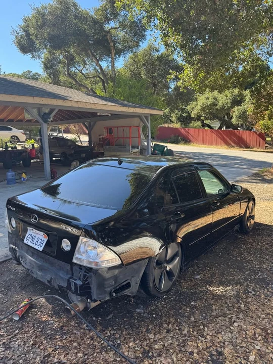 2002 Lexus IS 1st Gen - Image 6 of 9