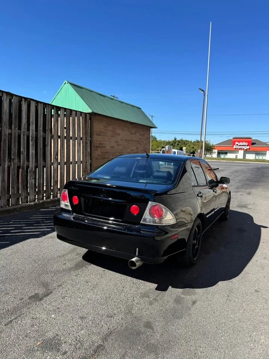 2002 Lexus IS 1st Gen - Image 3 of 9