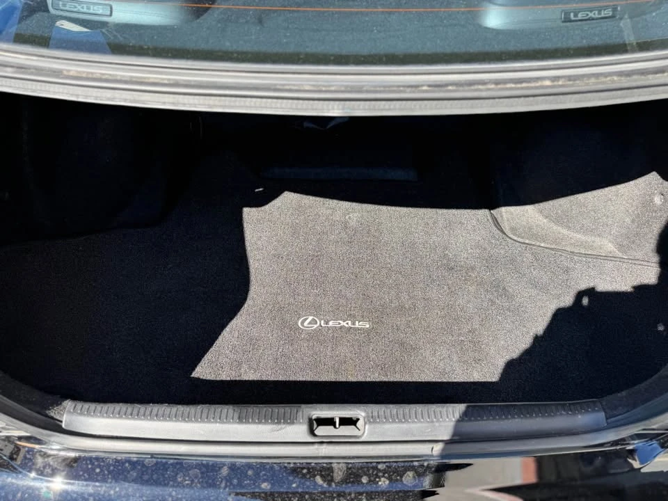 2002 Lexus IS 1st Gen - Image 9 of 9