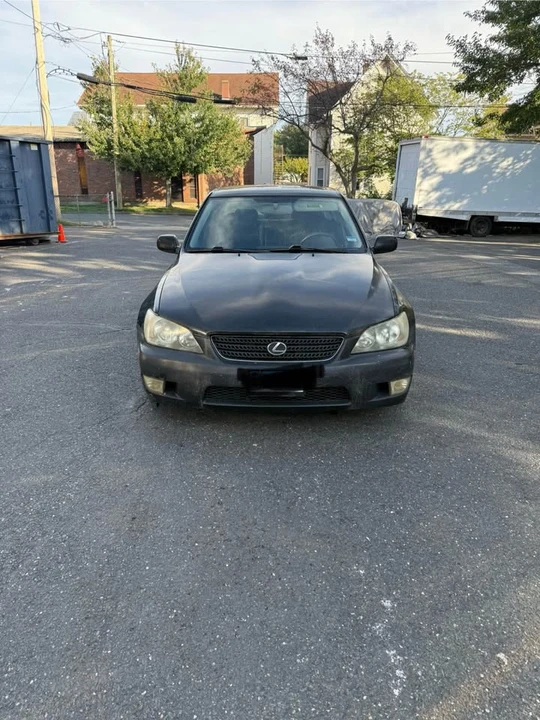 2002 Lexus IS 1st Gen - Image 3 of 18