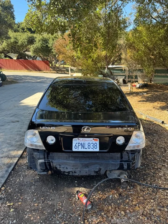 2002 Lexus IS 1st Gen - Image 3 of 9