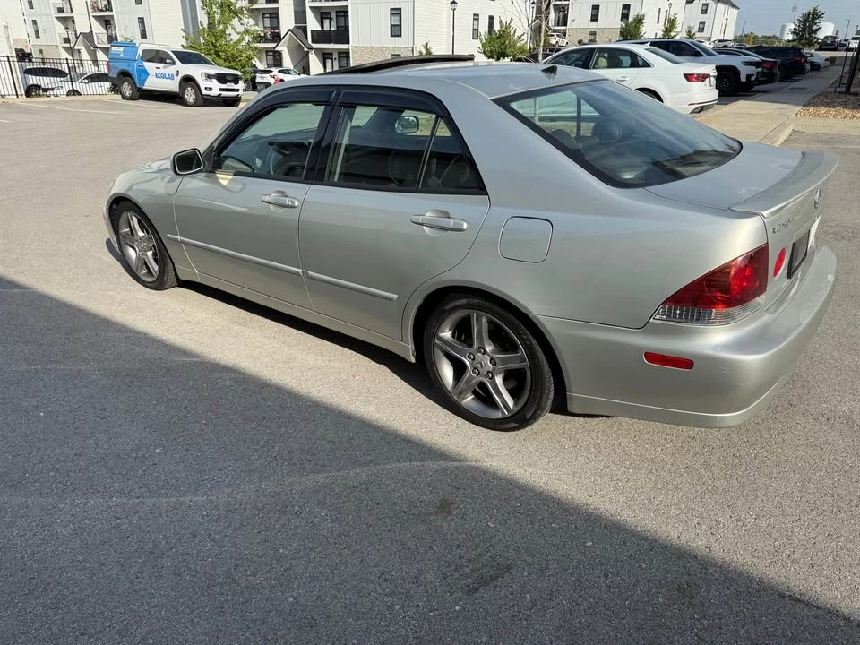 2002 Lexus IS 1st Gen - Image 7 of 8