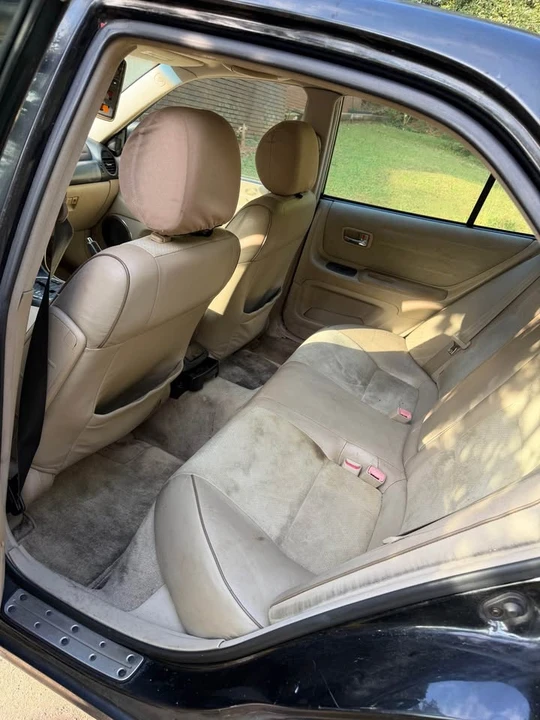 2002 Lexus IS 1st Gen - Image 6 of 9