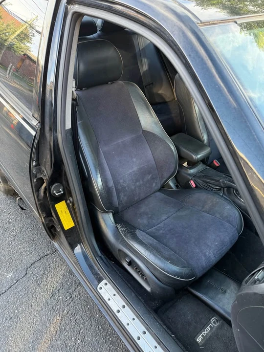 2002 Lexus IS 1st Gen - Image 12 of 18
