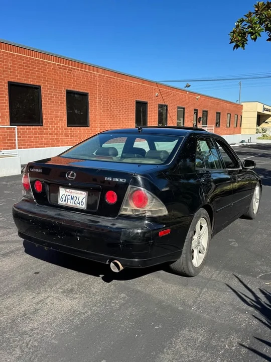 2002 Lexus IS 1st Gen - Image 3 of 6