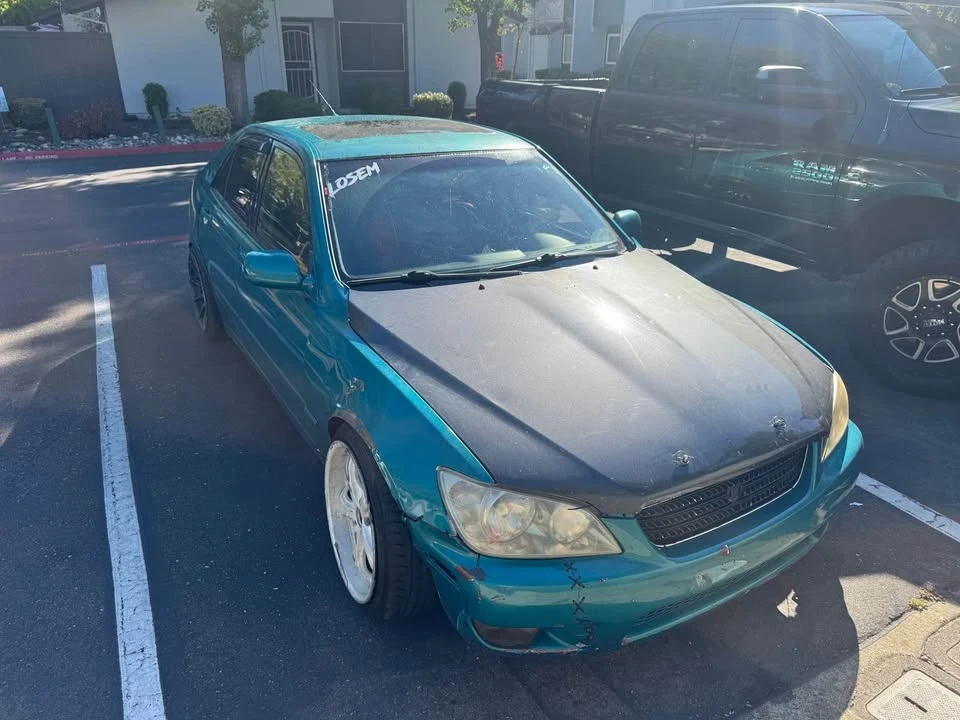 2002 Lexus IS 1st Gen - Image 3 of 4