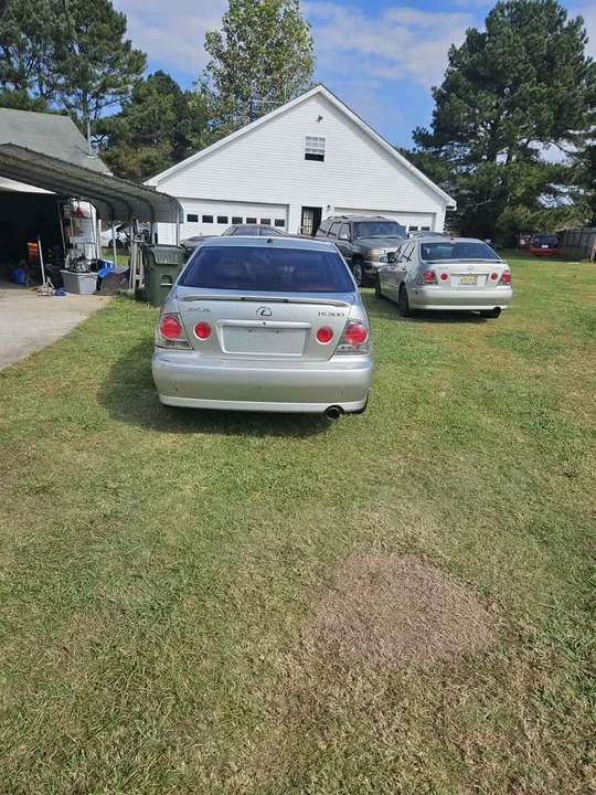 2002 Lexus IS 1st Gen - Image 3 of 7