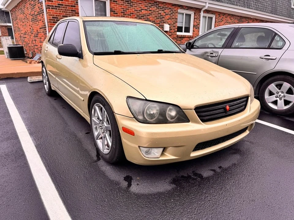 2002 Lexus IS 1st Gen - Image 4 of 14