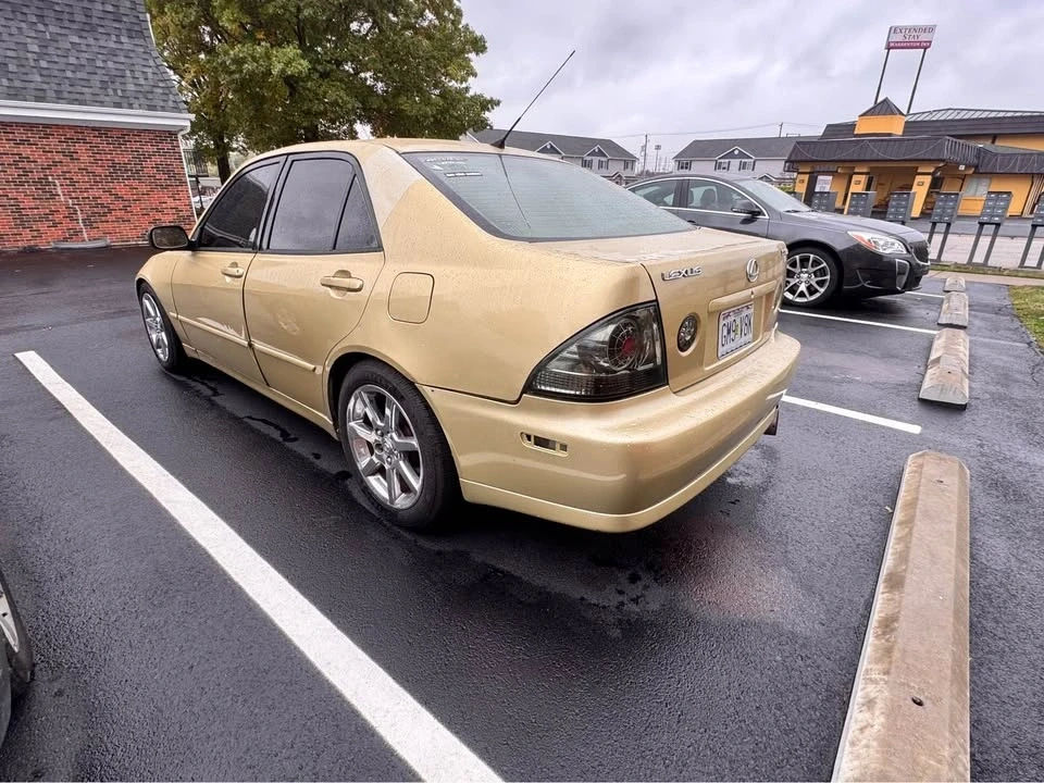 2002 Lexus IS 1st Gen - Image 7 of 14