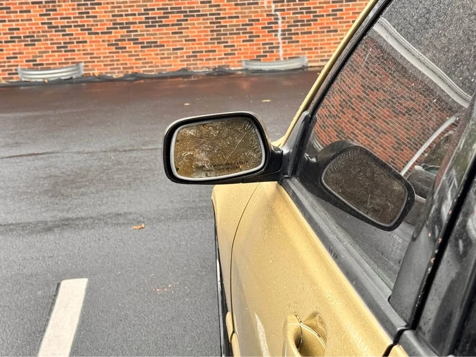 2002 Lexus IS 1st Gen - Image 12 of 14