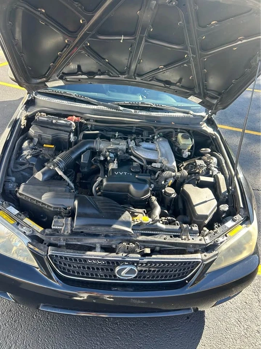 2002 Lexus IS 1st Gen - Image 16 of 19
