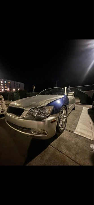 2002 Lexus IS 1st Gen - Image 3 of 3