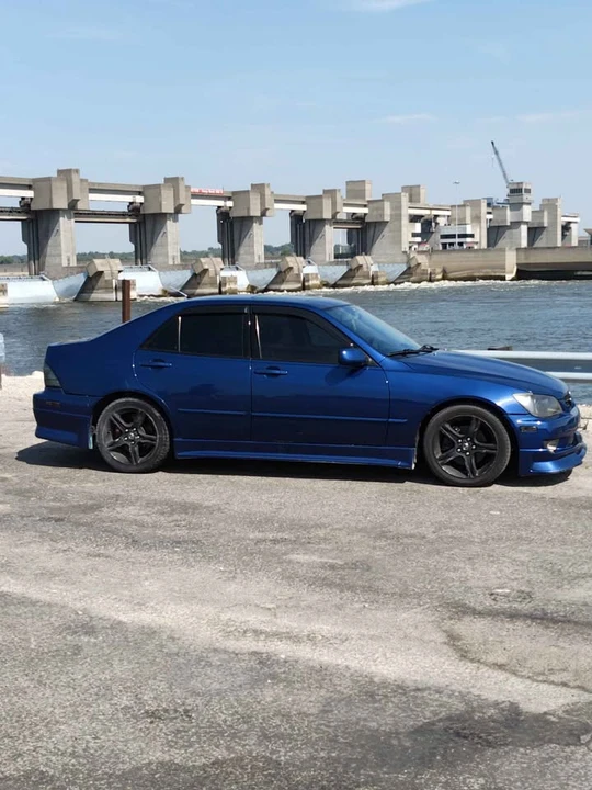 2002 Lexus IS 1st Gen - Image 6 of 7