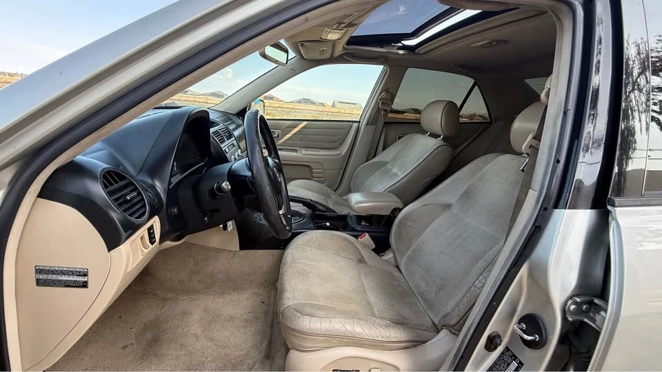 2002 Lexus IS 1st Gen - Image 9 of 15