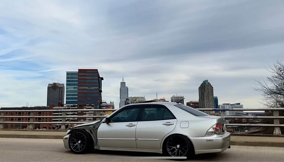 2002 Lexus IS 1st Gen - Image 2 of 10