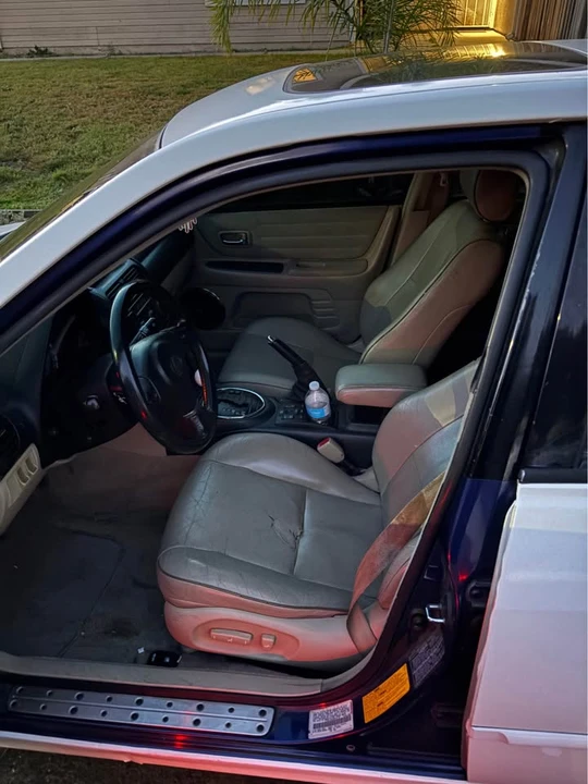 2002 Lexus IS 1st Gen - Image 5 of 8