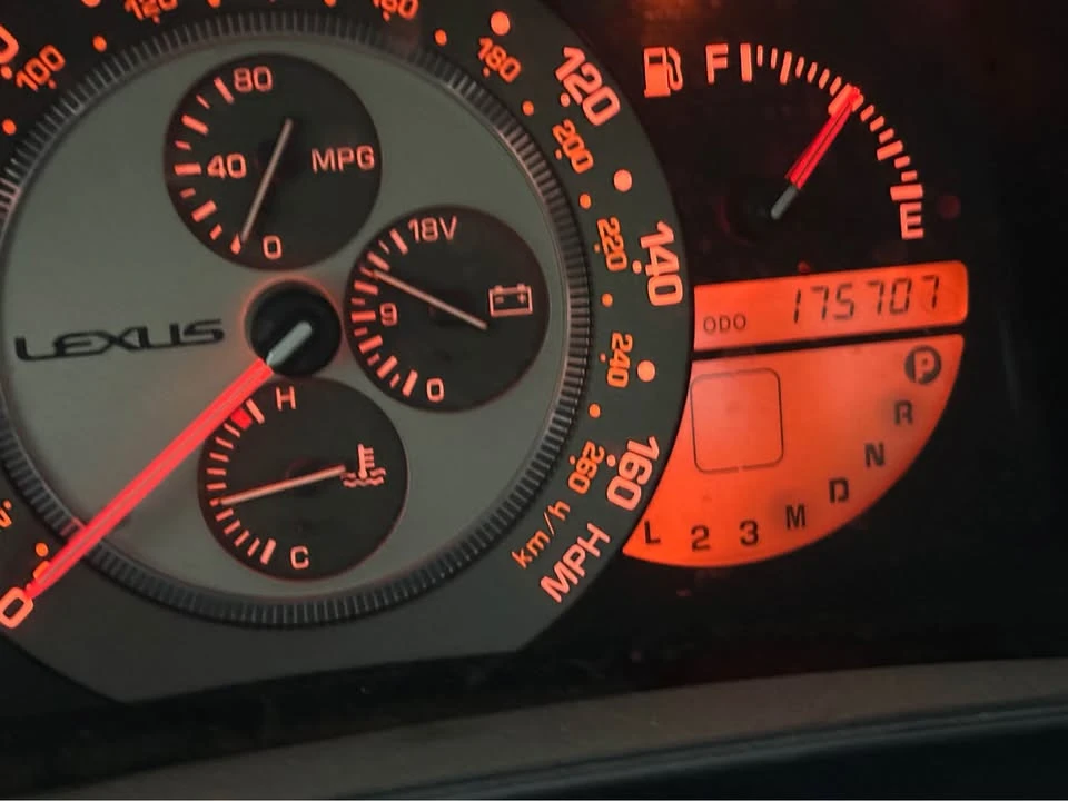 2001 Lexus IS 1st Gen - Image 5 of 8