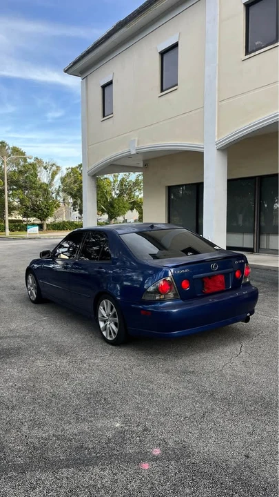 2002 Lexus IS 1st Gen - Image 6 of 17