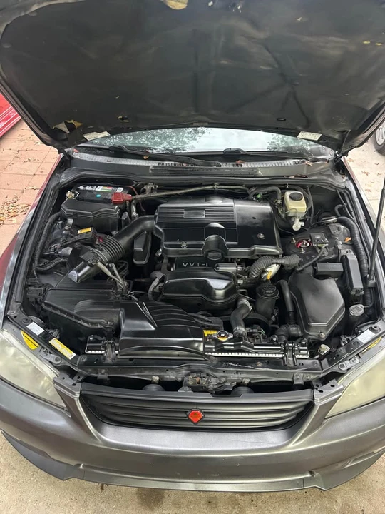 2002 Lexus IS 1st Gen - Image 5 of 6