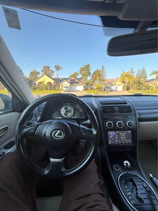 2002 Lexus IS 1st Gen - Image 7 of 9
