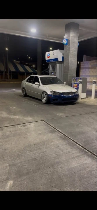 2002 Lexus IS 1st Gen - Image 2 of 6