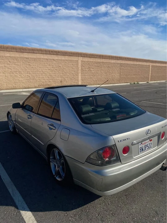 2002 Lexus IS 1st Gen - Image 3 of 7