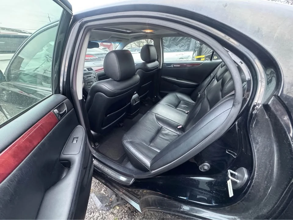 2002 Lexus IS 1st Gen - Image 4 of 8