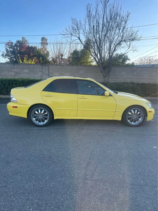 2002 Lexus IS 1st Gen - Image 3 of 11