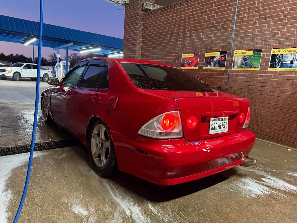 2002 Lexus IS 1st Gen - Image 11 of 11