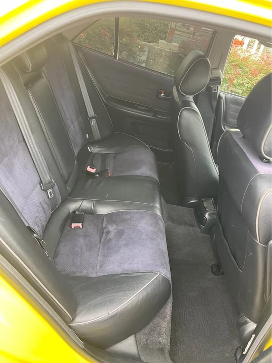 2002 Lexus IS 1st Gen - Image 9 of 11